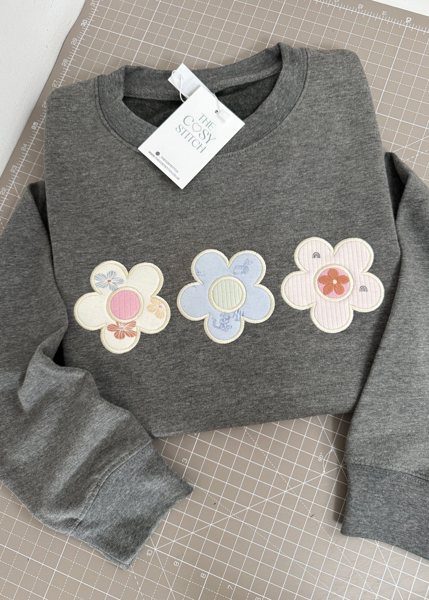 Keepsake Sweatshirt | Flowers & Hearts