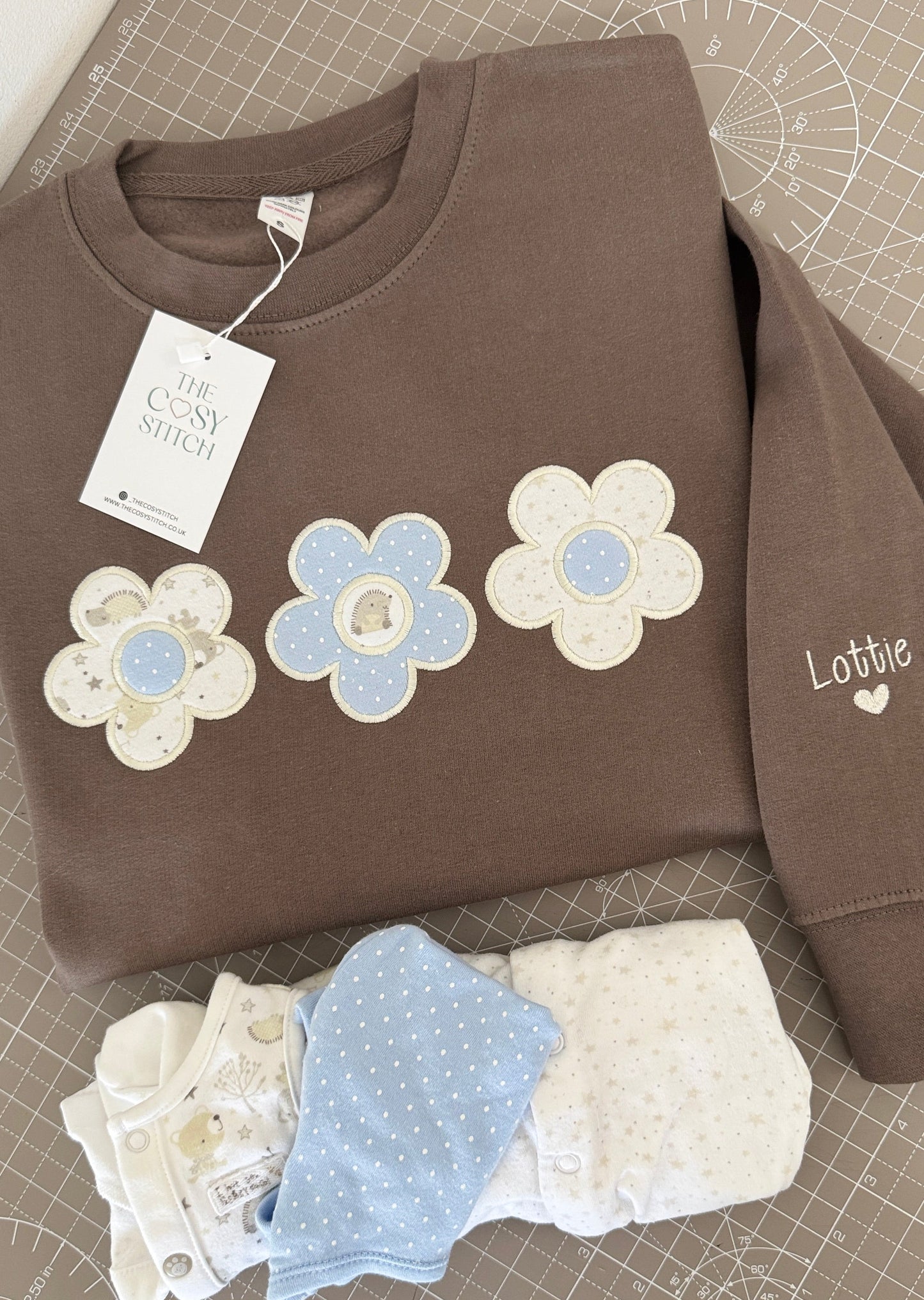 Keepsake Sweatshirt | Flowers & Hearts
